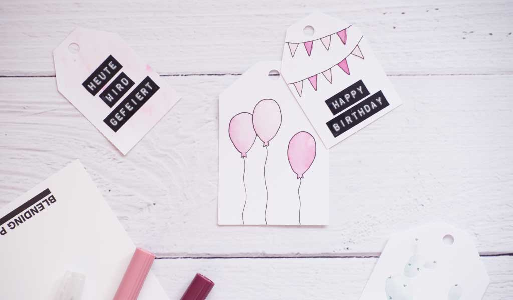 DIY Geschenkanhänger aus Aquarellpapier