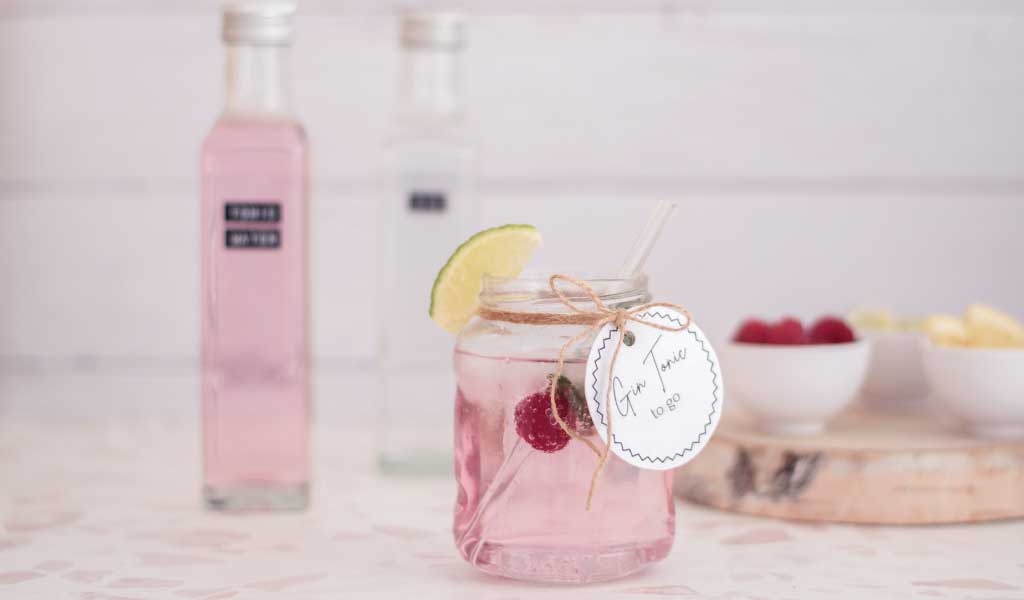 frühlingshafter Gin Tonic to go als Geschenkidee