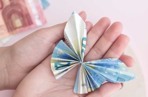 Hübschen Schmetterling aus Geld falten