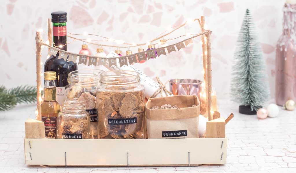 Weihnachtlicher Geschenkkorb: Weihnachtsmarkt to go