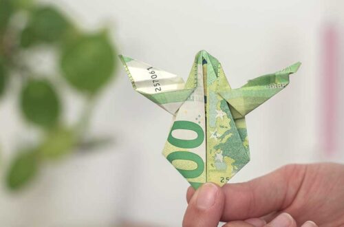 Engel aus Geld falten zu Taufe, Kommunion und Konfirmation