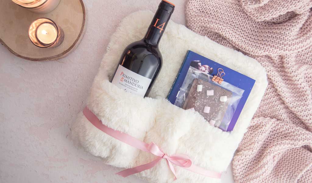 Selfcare Geschenke: Entspannendes Geschenkset für einen gemütlichen Abend